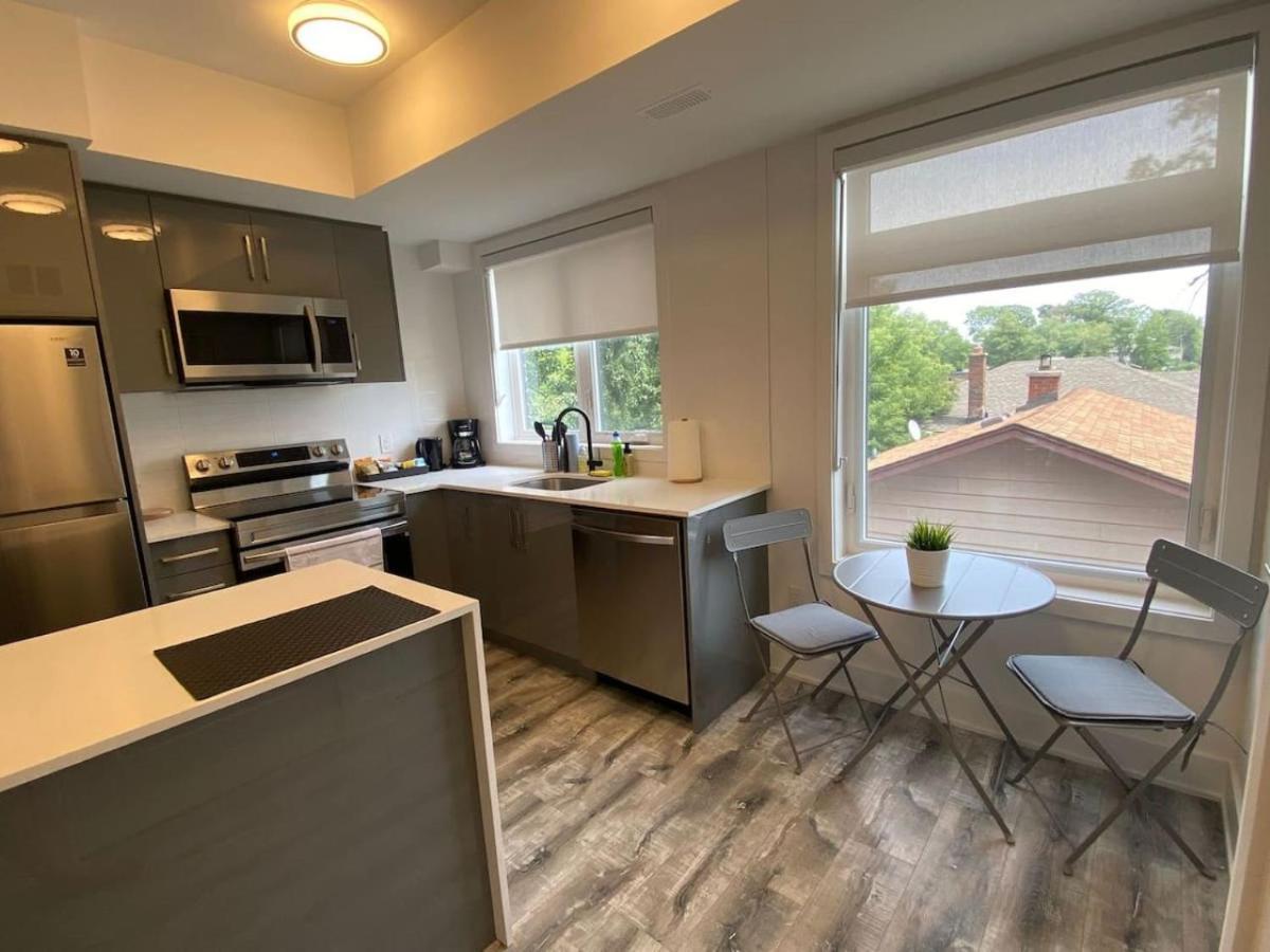 Stylish Townhome Gem With Several Amenities Just Minutes To The Falls Niagara Falls Exteriér fotografie